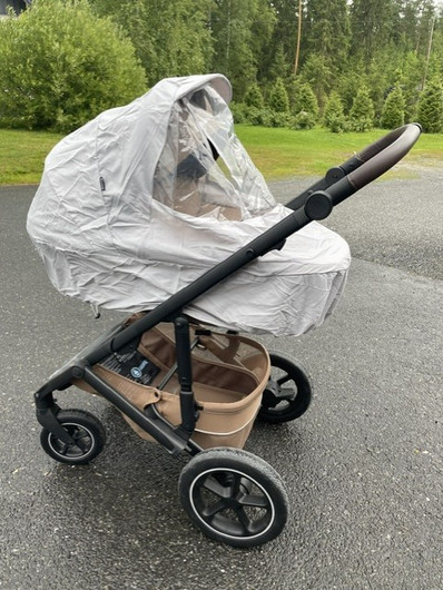 Hauck -sadesuoja rattaaseen / vaunuun, Walk N Care