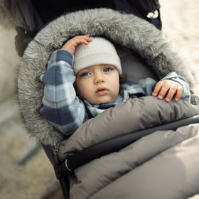 Petite & Mars Comfy -lämpöpussi, Forever Black