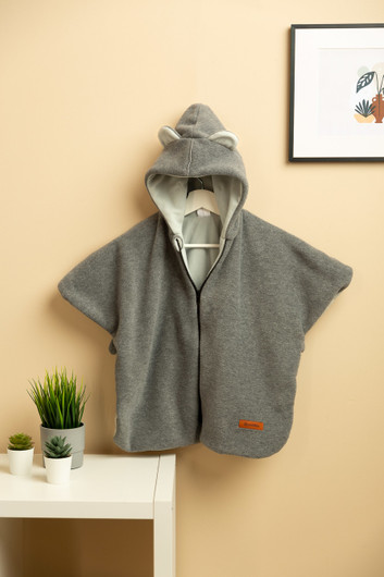 Sensillo -poncho / viitta auton turvaistuimeen, fleece, harmaa, 0+
