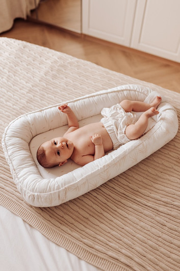 Vauvapesä, unipesä, babynest Makaszka, Woodland