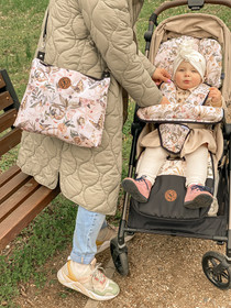 Memory foam -istuinpehmuste rattaisiin, Woodland by Makaszka