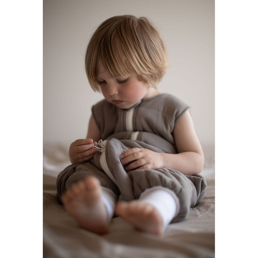 Unipussi lahkeilla, Easygrow Night Bag, Sand, 2-4v - TOG 2