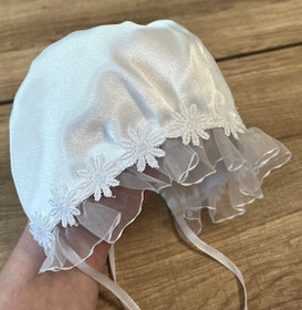 Klione - kastehattu - satiini + kukka, koko 44