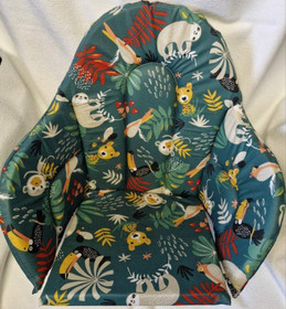 Istuinpehmuste syöttötuoliin, vihreä viidakko