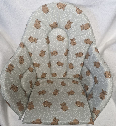 Syöttötuolin istuinpehmuste, Basil -kukat, vihreä/valko