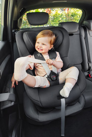 POISTUVA VÄRI: Britax King Pro, 76-105cm, Space Black