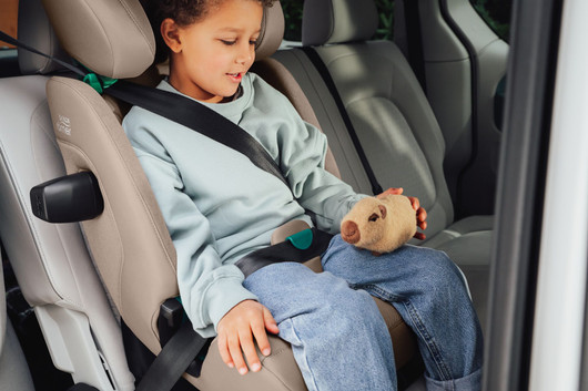 Britax SafeFix i-Size R129, 100-150cm
