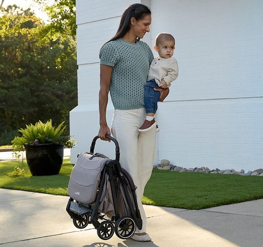 Britax Tira - kuomuratas, Carbon Black