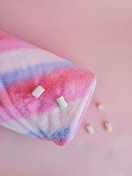 sateenkaari tekoturkis