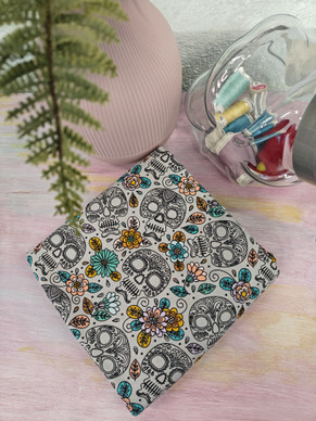 Pääkallot Puuvilla 2m pala