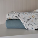 Merten syvyyksissä, trikoo