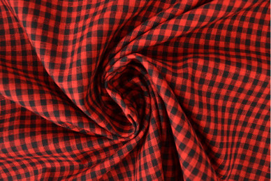 puna-musta ruutu, Puuvilla