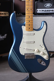 Fender Japan FSR '50s Strat Lake Placid Blue w/ Stripe 2018 (käytetty)