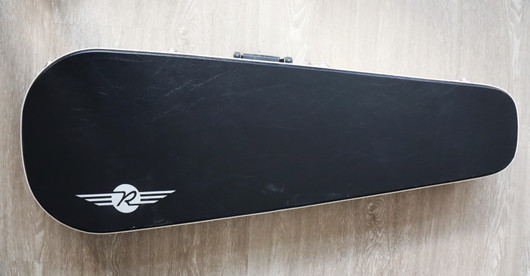 Reverend Robin Finck Signature + kova laukku (käytetty)