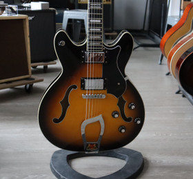 Hagström Viking Tobacco Sunburst 2017 + kova laukku (käytetty)