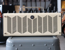 Yamaha THR10 combo (used)