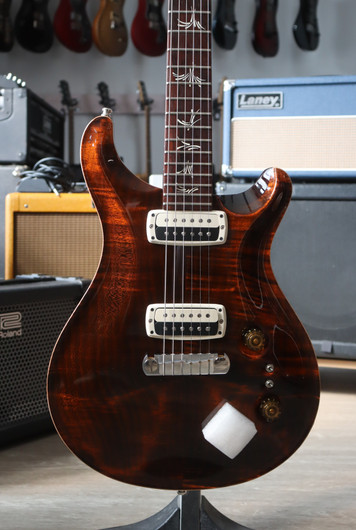 PRS Pauls USA Guitar Black Gold Burst 2023 sähkökitara (käytetty)