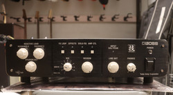 Boss WAZA Tube Amp Expander (käytetty)