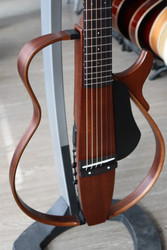 Yamaha SLG200S NT akustinen Silent-kitara (käytetty)
