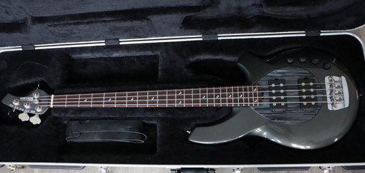 Music Man Bongo 4 HH Graphite Pearl sähköbasso (käytetty)