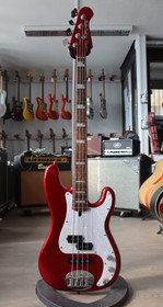 Lakland 44-64 Custom PJ Skyline Series Candy Apple Red 2019 (käytetty)
