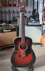 Yamaha FG 412 VS teräskielinen akustinen kitara (käytetty)