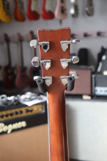 Yamaha FG 412 VS teräskielinen akustinen kitara (käytetty)