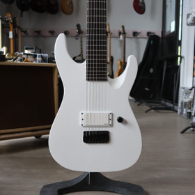 ESP LTD M-7HT Baritone Arctic Metal Snow White Satin 2023 (käytetty)