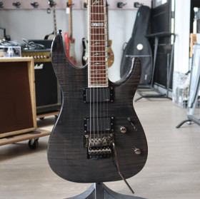 Esp Ltd M-1000 FR Deluxe 2008 + kova laukku (käytetty)