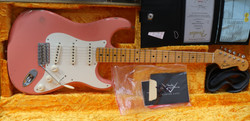 Fender Custom Shop 1956 Relic Strat Shell Pink 2020 (käytetty)