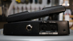 Mooer Free Step Wah / Volume -pedaali (käytetty)