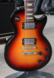 Gibson Les Paul Studio Fireburst 2011 (käytetty)