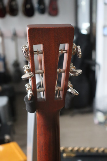 Martin Custom Shop D18S 2022 elektroakustinen kitara + case (käytetty)