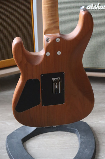 Charvel Guthrie Govan USA Signature HSH Flame Maple 2014 (käytetty)