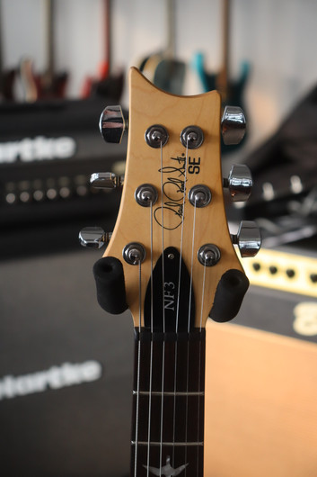 PRS SE NF3 Metallic Orange 2024 sähkökitara + gig bag (käytetty)