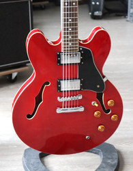 Tokai ES-60 2013 puoliakustinen + kova laukku (käytetty)