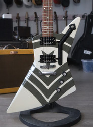 Gibson Jason Hook M-4 Sherman Explorer sähkökitara (käytetty)