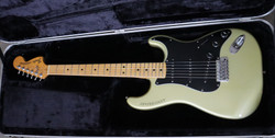 Fender 25th Anniversary Stratocaster 1979 sähkökitara (käytetty)