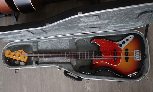 Kova laukku Hiscox sähköbassolle (käytetty)