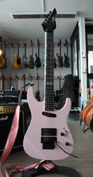 ESP LTD MIRAGE DELUXE 87 Pearl Pink 2021 (käytetty)
