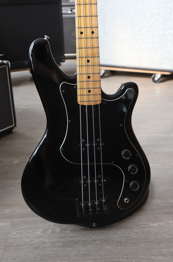 Yamaha SuperBass 500 70`s - Japan sähköbasso (käytetty)