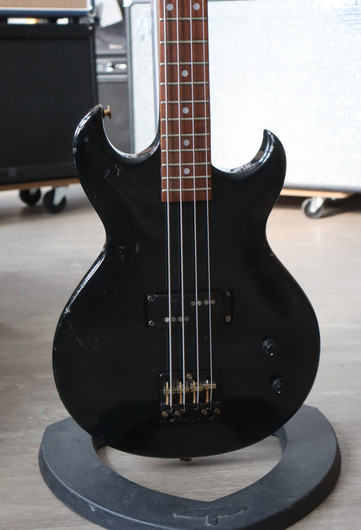 Aria Pro II CSB Black n Gold 1982 Cardinal Series basso (käytetty)