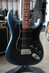 Fender American Professional II Strat Dark Night 2020 (käytetty)