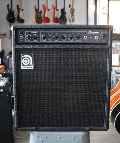 Ampeg BA-112 V2 Bass Combo (used)