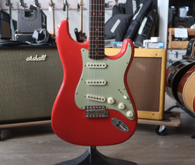 Fender Custom Shop LTD 63 Stratocaster Aged Fiesta Red 2024 (käytetty)