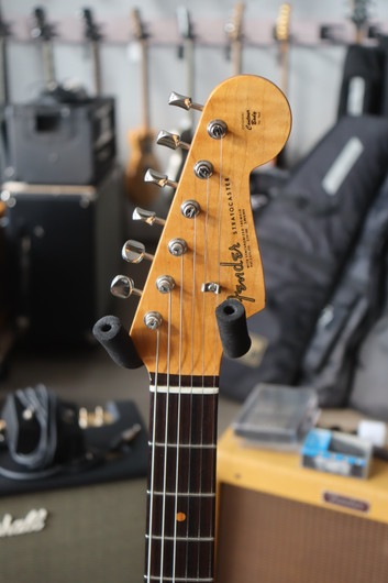 Fender Custom Shop LTD 63 Stratocaster Aged Fiesta Red 2024 (käytetty)