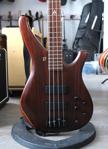 Sandberg Custom 4 2006 Electric Bass + gig bag (used)