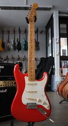Squier Classic Vibe '50s Stratocaster Fiesta Red sähkökitara(käytetty)