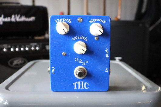 Home Brew Electronics Three Hound Chorus THC efektipedaali (käytetty)