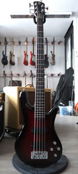 Spector Legend 5 Standard Black Cherry 5-String sähköbasso (käytetty)